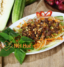 Grilled beef salad